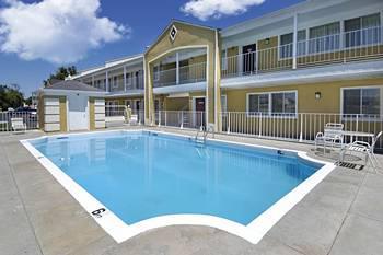 Days Inn By Wyndham Ottawa Екстер'єр фото