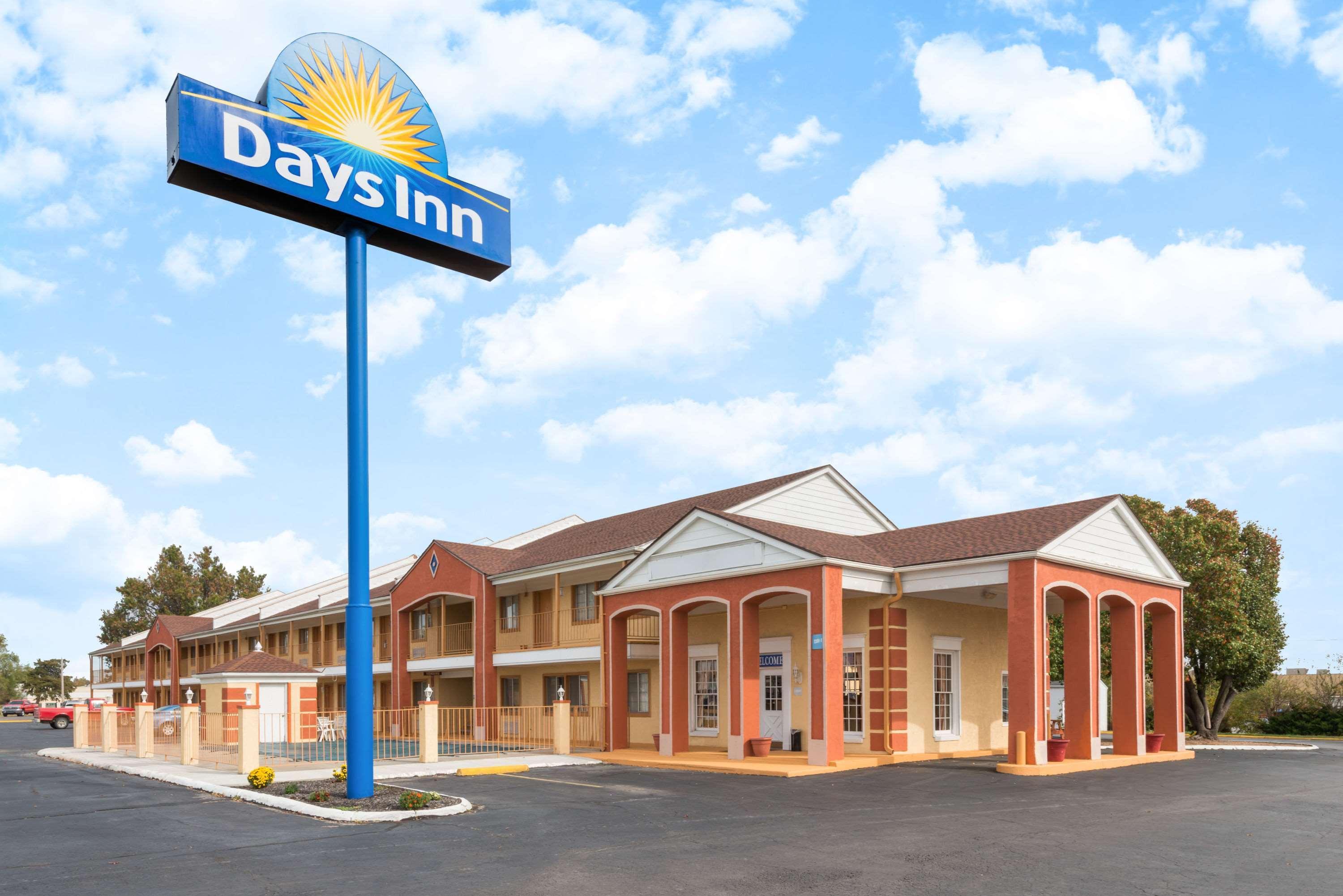Days Inn By Wyndham Ottawa Екстер'єр фото
